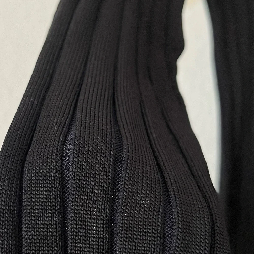 Like-new Equipment Saviny Ribbed Sweater Black Eclipse & Navy